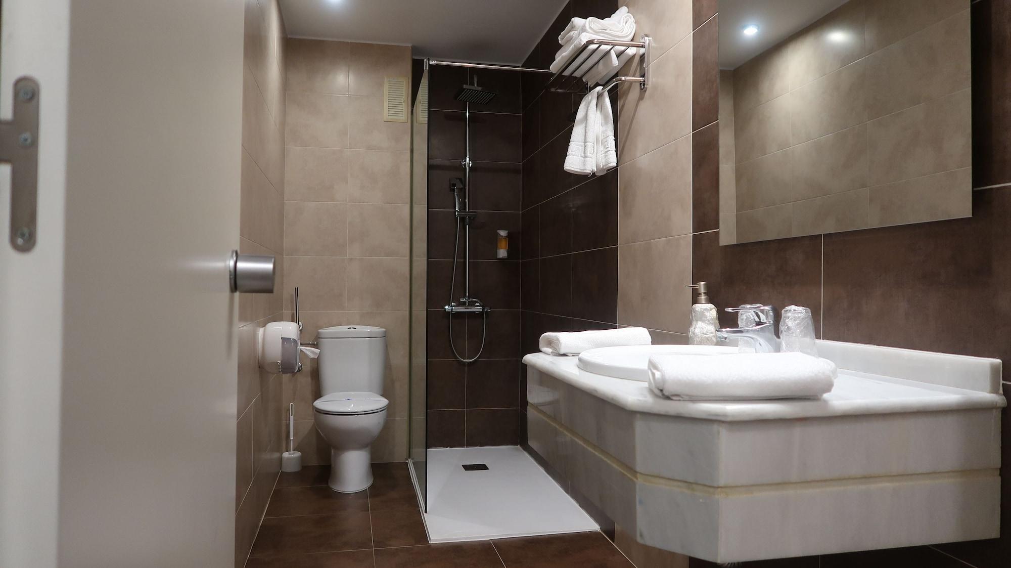 Hotel Teruel Plaza Екстериор снимка
