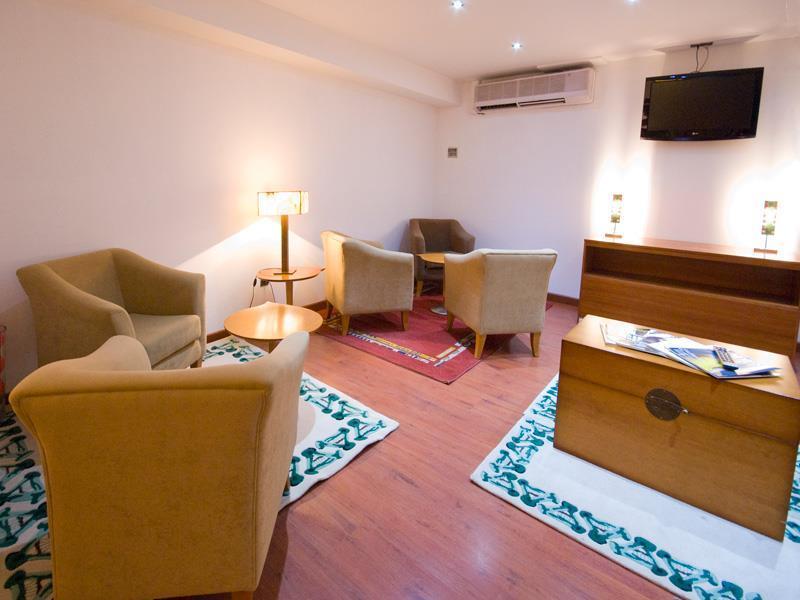 Hotel Teruel Plaza Екстериор снимка