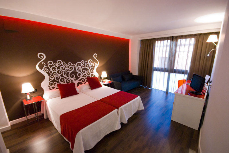 Hotel Teruel Plaza Екстериор снимка