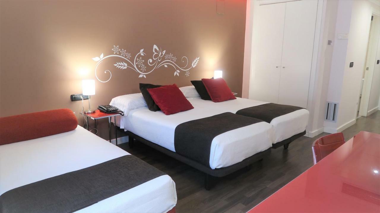 Hotel Teruel Plaza Екстериор снимка